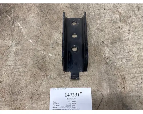 INTERNATIONAL 3575139C2 Brackets, Misc.