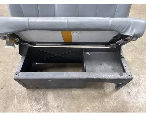 INTERNATIONAL 3579231C92 Seat, Front