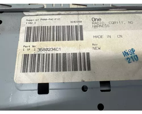 INTERNATIONAL 3580234C1 Radio