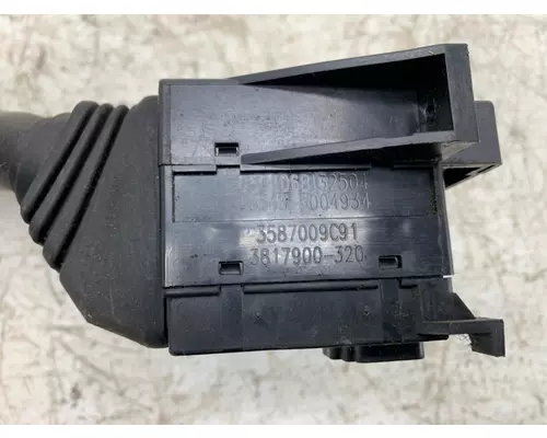 INTERNATIONAL 3587009C91 Column Switch