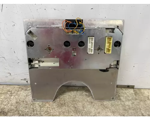 INTERNATIONAL 3592577C91 Instrument Cluster