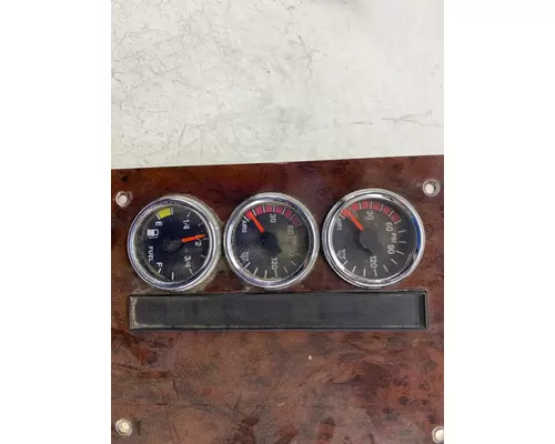 INTERNATIONAL 3665915C92 Instrument Cluster