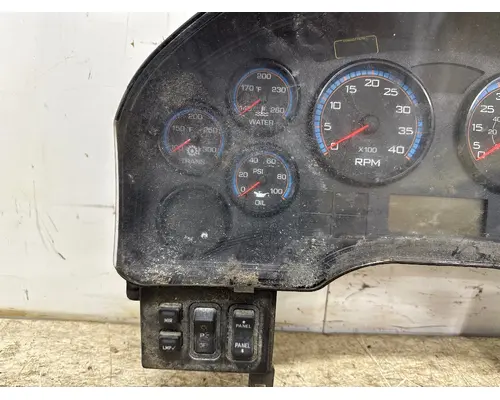 INTERNATIONAL 3686399C91 Instrument Cluster