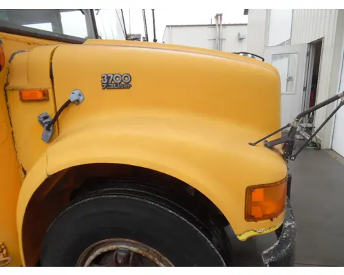 INTERNATIONAL 3700 1989-1994 HOOD