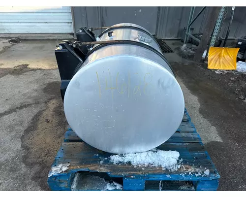 INTERNATIONAL 3748659C93 Fuel Tank