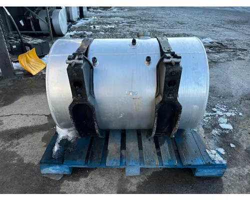 INTERNATIONAL 3748659C93 Fuel Tank