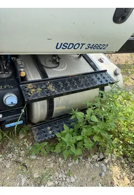 INTERNATIONAL 3752732C92 Fuel Tank