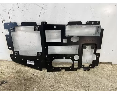 INTERNATIONAL 3765291C2 Dash Panel