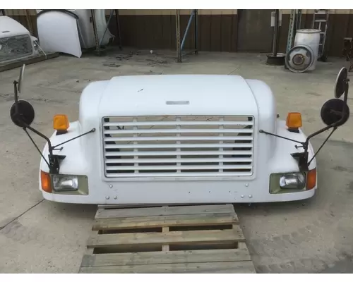 INTERNATIONAL 3800 1990-2006 HOOD