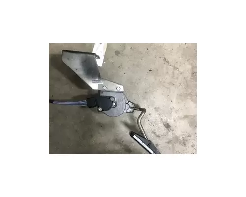 INTERNATIONAL 3800 SCHOOL BUS Accelerator Parts