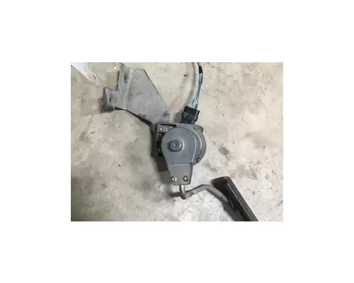INTERNATIONAL 3800 SCHOOL BUS Accelerator Parts