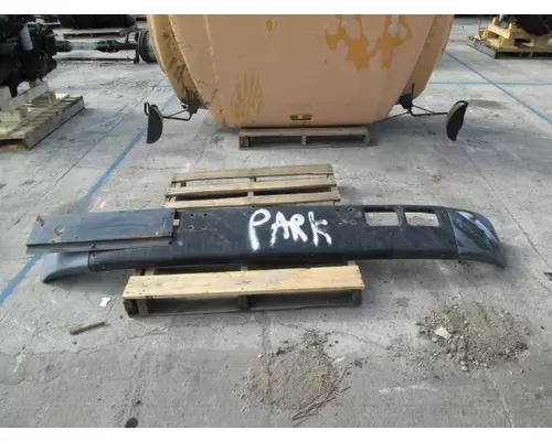 INTERNATIONAL 3800 BUMPER ASSEMBLY, FRONT