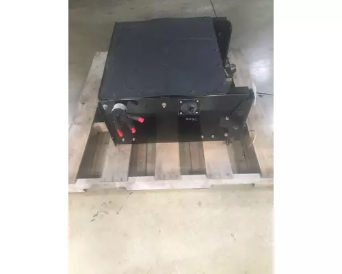 INTERNATIONAL 3800 Battery Box