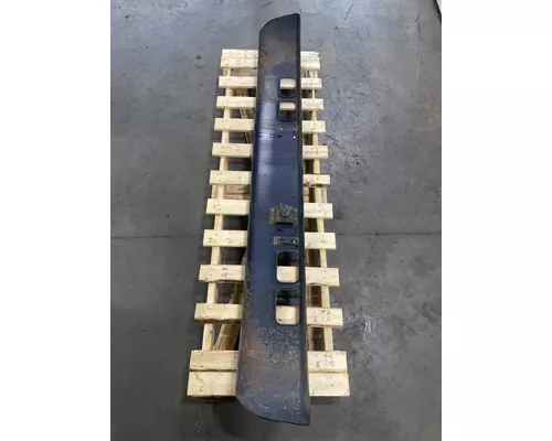 INTERNATIONAL 3800 Bumper Assembly, Front