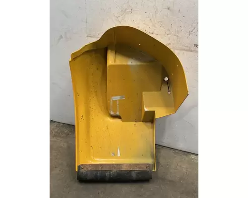 INTERNATIONAL 3800 Fender Extension