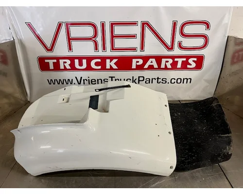 INTERNATIONAL 3800 Fender Extension