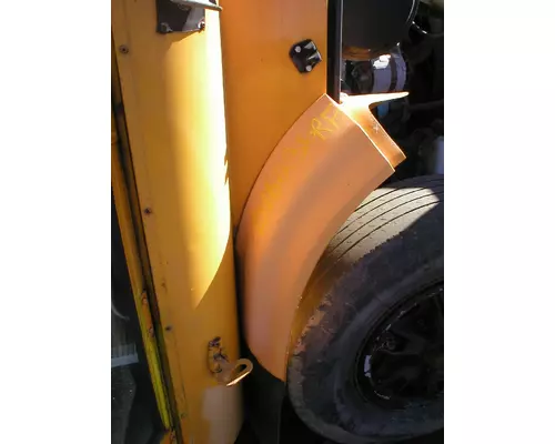 INTERNATIONAL 3800 Fender Extension