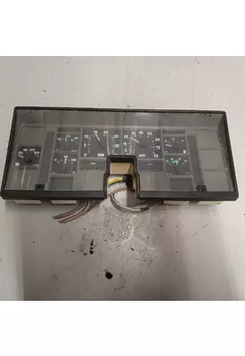 INTERNATIONAL 3800 Instrument Cluster