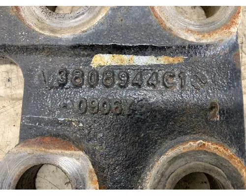 INTERNATIONAL 3808944C1 Engine Mounts