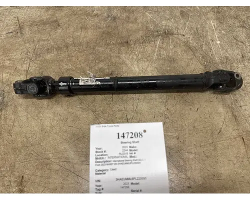 INTERNATIONAL 3822726C92 Steering Shaft