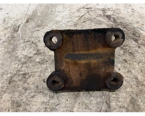 INTERNATIONAL 3824527C1 Engine Mounts