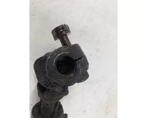 INTERNATIONAL 3825666C91 Steering Shaft