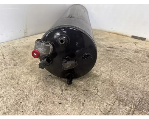 INTERNATIONAL 3829912C1 Air Tank