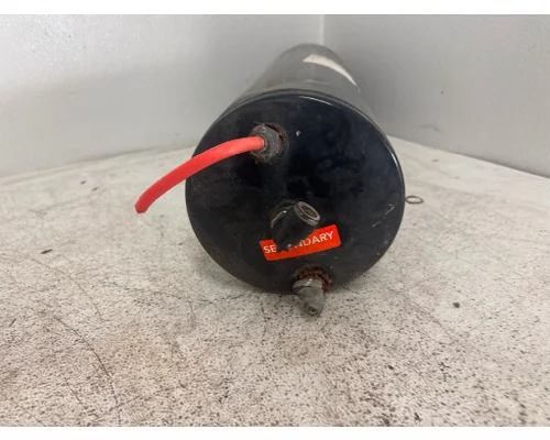 INTERNATIONAL 3829915C1 Air Tank