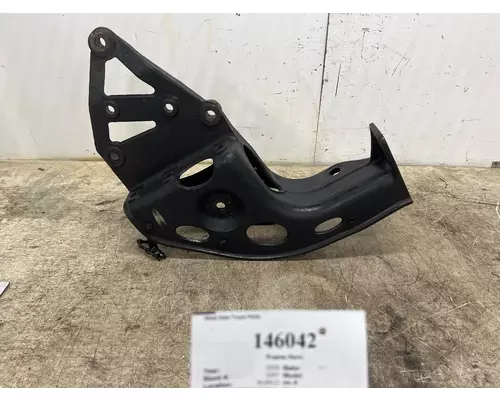 INTERNATIONAL 3839131C4 Frame Horn