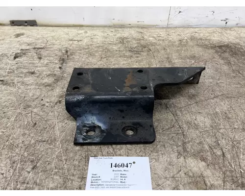 INTERNATIONAL 3844884C4 Brackets, Misc.