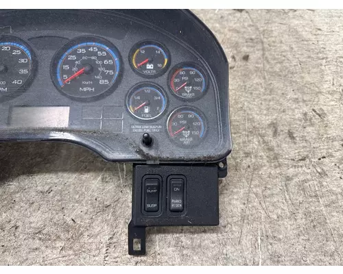 INTERNATIONAL 3868370C91 Instrument Cluster