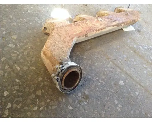 INTERNATIONAL 392 V8 GAS EXHAUST MANIFOLD