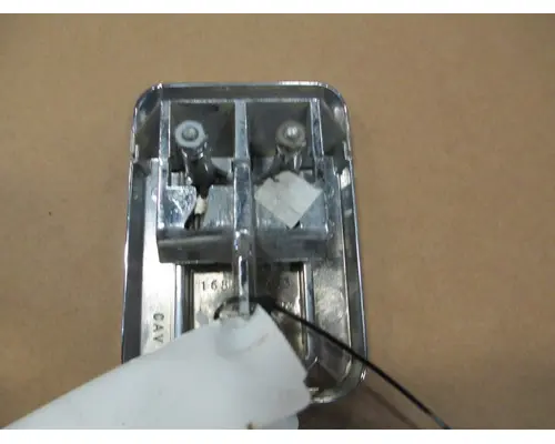 INTERNATIONAL 4000 Series Door Handle