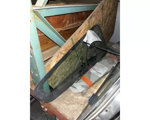 INTERNATIONAL 4000 Special Glass