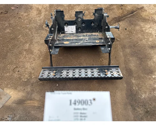 INTERNATIONAL 4032399F92 Battery Box