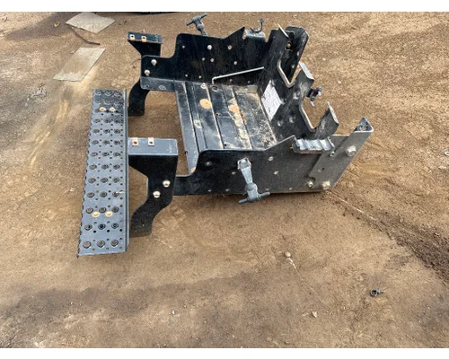 INTERNATIONAL 4032399F92 Battery Box