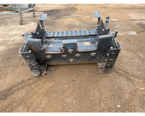 INTERNATIONAL 4032399F92 Battery Box