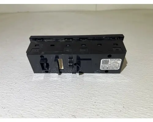 INTERNATIONAL 4057689C4 Switch Panel