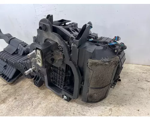 INTERNATIONAL 4059691C95 Heater Assembly