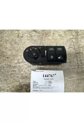 INTERNATIONAL 4080941C1 Headlight switch