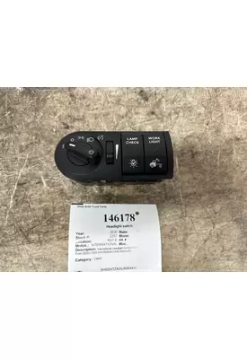 INTERNATIONAL 4080941C2 Headlight switch