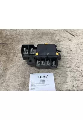 INTERNATIONAL 4088279F92 Fuse Box