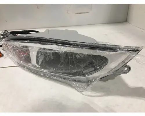 INTERNATIONAL 4100/4200/4300/4400 HEADLAMP