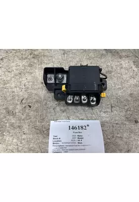 INTERNATIONAL 4109867F91 Fuse Box