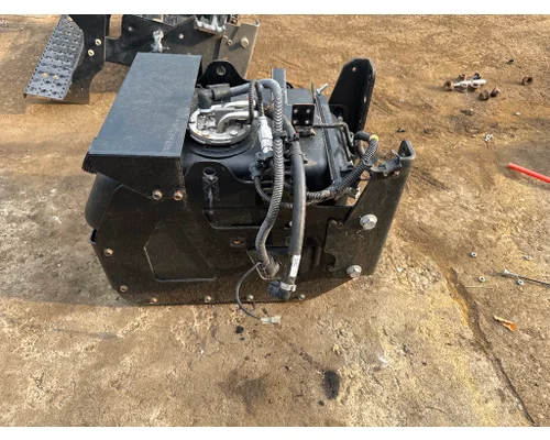 INTERNATIONAL 4156062C97 DEF Tank