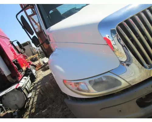 INTERNATIONAL 4200 2002-2009 HOOD