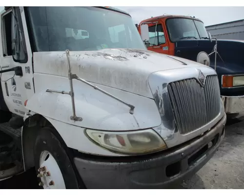 INTERNATIONAL 4200 2002-2009 HOOD