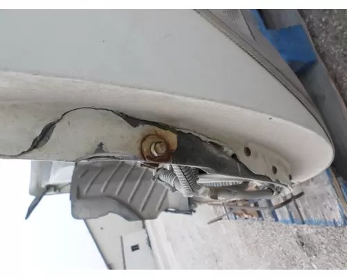 INTERNATIONAL 4200 2002-2009 HOOD