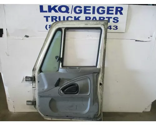 INTERNATIONAL 4200 2002-2018 DOOR ASSEMBLY, FRONT