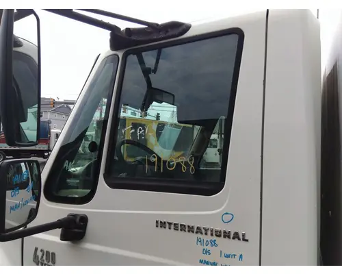 INTERNATIONAL 4200 2002-2018 DOOR ASSEMBLY, FRONT